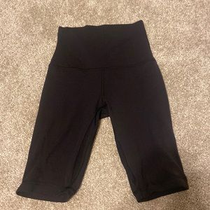 Black Lululemon Align high rise shorts 10 inch
